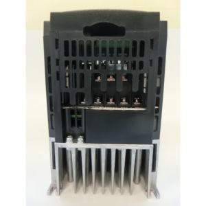 อินเวอร์เตอร์ Omron รุ่น 3G3MX2-A4015-E ขนาด 1.5/2.2 กิโลวัตต์ 400 โวลต์กระแสสลับ 3 เฟส แบบเซนเซอร์เลส ระบบเวกเตอร์ ควบคุมความเร็วรอบมอเตอร์แบบแปรผัน - Product Image 4