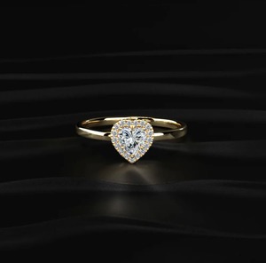 Bague de fiançailles en moissanite artisanale, best-seller, au lueur éclatante et d'une fabrication raffinée, disponible au meilleur prix - Product Image 5