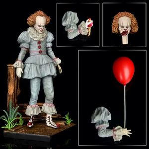 Figura de acción de Pennywise de la película It: Capítulo Uno, versión femenina, modelo de exhibición, edición brasileña de PVC - Product Image 2