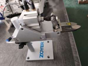 Macchina da Cucire ZY-T5-KR per Taglio e Cucitura di Passanti per Jeans e Cinture - Product Image 3