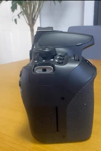 Cámara Digital <span class=keywords><strong>Canon</strong></span> <span class=keywords><strong>850D</strong></span> Usada Original - 4K - SLR con Modo de Vista en Vivo, Grabación de Video, Pantalla Táctil - Product Image 2