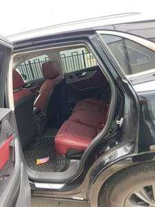 Hongqi HS5 2023 Modèle 2.0T Drapeau Hen Pro Edition-Kilométrage affiché: <span class=keywords><strong>9000</strong></span> km - Product Image 3