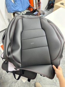Vente flash : Ensemble complet de housses de siège auto en cuir, housses de siège auto imperméables, protections pour sièges auto pour Benz GLK - Product Image 1