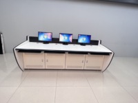 Meubles de salle de contrôle, console de diffusion, centre de surveillance, salle de contrôle de sécurité, bureau, équipement de salle de contrôle, mobilier de salle de contrôle