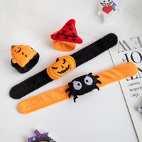 Bracelet slap en tissu pelucheux pour enfants, motif citrouille, fantôme, araignée, 25 cm, cadeau d'Halloween amusant et effrayant pour les réunions et les fêtes
