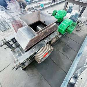 Concasseur à double rouleau portable, moteur AC, capacité maximale de 10 t/h, moteur haute performance, roulement, pierre, minerai, charbon, gangue, argile - Product Image 2