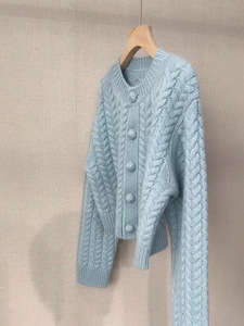 Nuovo <span class=keywords><strong>Cardigan</strong></span> blu <span class=keywords><strong>a</strong></span> <span class=keywords><strong>trecce</strong></span> in stile morbido autunno e inverno: un capispalla morbido e morbido con Top maglione lavorato <span class=keywords><strong>a</strong></span> maglia resistente - Product Image 4