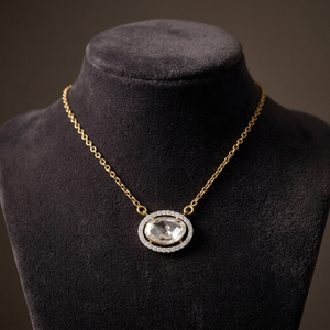 Elegante y Lujoso Colgante Clásico de Oro con Diamantes Polki en Forma de Pera, Joyería Fina Premium, Diamantes Brillantes Certificados por GIA, para Uso Diario de Mujeres - Product Image 3