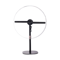 Ventilateur LED holographique de bureau miniature de 30 cm, projecteur holographique 3D avec contrôle par application pour une utilisation éducative, fournisseur OEM