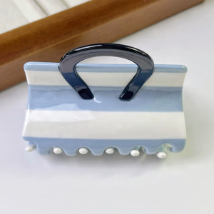 กิ๊บติดผมอะซิเตทแฟชั่นใหม่ ขนาดกลาง ลายหินอ่อน เปลือกเต่า เป็นมิตรกับสิ่งแวดล้อม ลายเรขาคณิต สำหรับผู้หญิง ใช้ได้ทุกวัน - Product Image 3