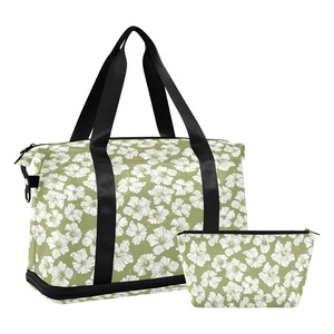 Bolsa de Viaje Personalizada con Diseño de Flor de Hibisco Verde Hawaiano, Bolsa de Deporte para Mujer, Bolsa de Viaje Extensible - Product Image 2