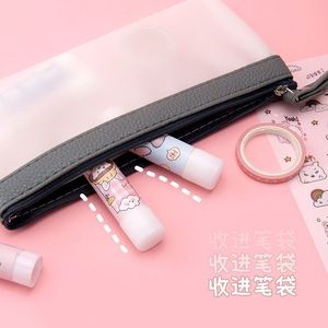 Barra de pegamento sólida con dibujos animados, 3g, alta viscosidad, para estudiantes y niños - Product Image 4