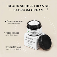 Krim Pelembap Wajah Minyak Biji Hitam Label Pribadi Aloe Vera Minyak Argan Penghilang Flek Hitam Anti-Kerut untuk Semua Jenis Kulit