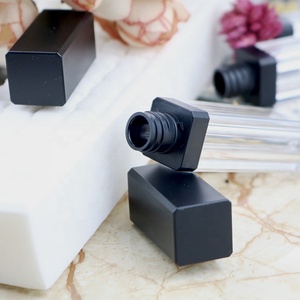 Rỗng <span class=keywords><strong>Lipgloss</strong></span> Ống <span class=keywords><strong>container</strong></span> biểu tượng tùy chỉnh chất lượng cao Lip Tint gói mỹ phẩm bao bì thấp moq vuông Lip Gloss Ống - Product Image 5