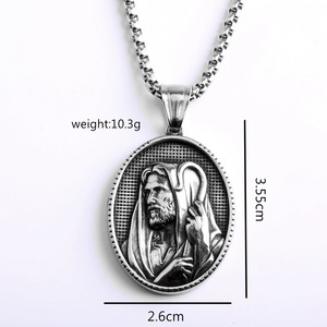 Yunnique – collier avec pendentif en acier inoxydable pour hommes, médaille de saint Christophe de la Grèce antique, bijoux cadeau à une face - Product Image 5