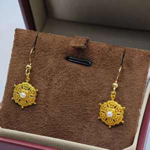 Pendientes de Perlas Naturales UM JEWELRY, Modernos y Unisex para Uso Diario, con Opciones con Perlas Incrustadas y sin Incrustaciones, Certificados por NGTC - Product Image 5