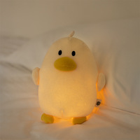 Mini caneton rechargeable par USB veilleuse apaisante en peluche veilleuse à deux niveaux LED Pat Light Protection des yeux minuterie mignon bébé outil d'allaitement