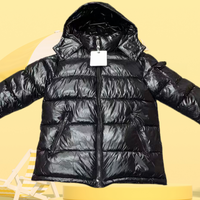 Vestes en duvet de créateurs en gros, manteaux en duvet unisexes brillants avec des designs luxueux et tendance, vestes en duvet courtes matelassées à fermeture éclair unie