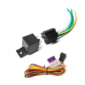 Traceur GPS intégré OBD 3G 4G avec carte SIM et télécommande pour le suivi automobile - Product Image 2
