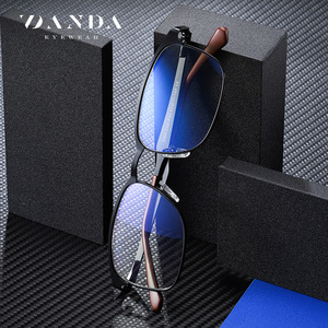ZANDA Lunettes d'ordinateur rectangulaires en métal avec protection contre la lumière bleue 2307, monture noire, verres PC, lunettes pour hommes - Product Image 1
