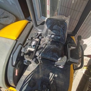 รถขุดขนาดเล็กมือสอง โคมัตสึ รุ่น PC40MR เครื่องยนต์ยันมาร์ ความจุบุ้งกี๋ 0.35 ลูกบาศก์เมตร ได้รับการรับรองมาตรฐาน EPA น้ำหนักใช้งาน 3.5 ตัน ปั๊ม KYB ระบบ PLC - Product Image 6