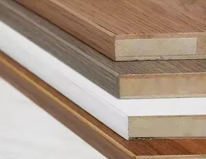 Panel sándwich de madera de álamo integrado