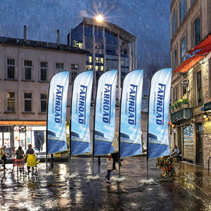 Banners Personalizados en Forma de Lágrima de Producción Rápida para Campañas de Marketing y Eventos Urgentes - Product Image 3