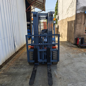 Performances exceptionnelles, mini chariot élévateur diesel de 3 tonnes, série H2000, excavatrices d'occasion avec composants de moteur principaux en vente - Product Image 5