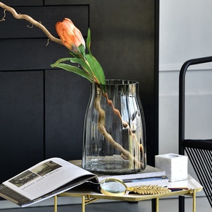 Bixuan Vase en verre côtelé gris soufflé à la main Art déco Arrangement floral bougeoir décoration de table centres de table Vases d'accent - Product Image 3