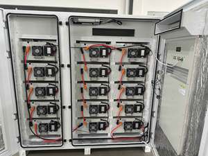 Système de stockage d'énergie solaire tout-en-un avec onduleur <span class=keywords><strong>et</strong></span> batterie au lithium 50kw 80kw 100 <span class=keywords><strong>kwh</strong></span> 100kwh 200kwh 215kwh ess - Product Image 6