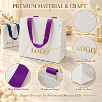 Sacs en papier couché 270g avec votre propre logo, 18,5 x 8 x 16,5 cm, en stock, avec dorure à chaud pour cadeaux de parfums et de soins de la peau