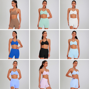 Completo <span class=keywords><strong>Sportivo</strong></span> Slim da Donna: Top Halter e Pantaloncini Eleganti per Allenamento, Palestra, Fitness e Yoga - Product Image 5