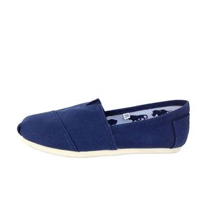 Chaussures plates pour hommes personnalisées, printemps-été, légères, à enfiler, antidérapantes, respirantes, style décontracté pour la marche - Product Image 1