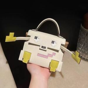 Bolso de mosaico con diseño de muñeca - Bolso bandolera mini de cuero genuino cosido a mano <span class=keywords><strong>Dole</strong></span> Picto personalizado para mujer - Product Image 1