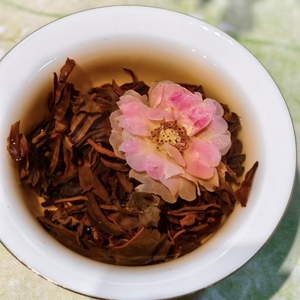 Thé noir à la rose <span class=keywords><strong>Dragon</strong></span> <span class=keywords><strong>Ball</strong></span>, directement de l'usine, offre une expérience de bien-être agréable. Arôme floral riche, préparation facile, personnalisable. - Product Image 6