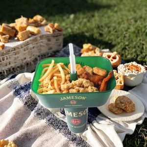 Bol à collation jetable en plastique carré, écologique, gobelets à emporter, logo personnalisé, capacité de 55 OZ, couleur personnalisée - Product Image 4