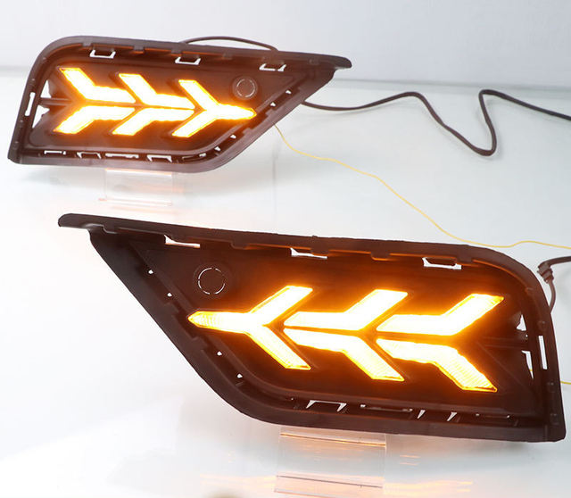 Two tone fishbone daytime running light