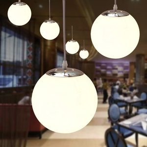 Lustre sphérique blanc lait acrylique moderne simple pour l'éclairage de décoration de <span class=keywords><strong>vitrine</strong></span> de cuisine de bar - Product Image 4