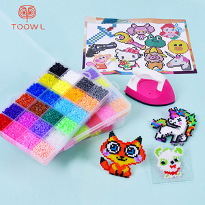Cuentas Fusibles Perler <span class=keywords><strong>de</strong></span> 2.6mm, 72 Colores Surtidos, Directo <span class=keywords><strong>de</strong></span> Fábrica, Cuentas <span class=keywords><strong>Hama</strong></span> con Plancha para Manualidades, Regalos <span class=keywords><strong>de</strong></span> Navidad - Product Image 3