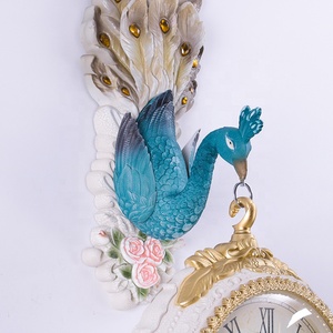 Đồng Hồ Treo Tường Kiểu Cổ Thiết Kế Châu Âu Mới Nhất Cá Tính Trang Trí Hình Con Công Hai Mặt Xem Đồng Hồ Treo Tường - Product Image 4