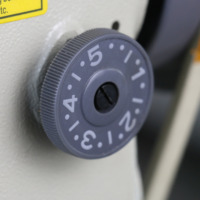 Machine à Coudre Industrielle Haute Vitesse HK-810 avec Mécanisme d'Alimentation Manuelle Pratique, Facile à Utiliser pour la Fabrication de Perruques à Usage Domestique