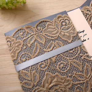 Carte d'invitation élégante de ruban découpé au <span class=keywords><strong>laser</strong></span> de <span class=keywords><strong>dentelle</strong></span> de fleur de tri pli pour l'anniversaire de <span class=keywords><strong>mariage</strong></span> doux 15 16 - Product Image 4