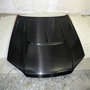 Capot ventilé en fibre de carbone pour Nissan Skyline R34 GTT - Product Image 5