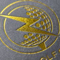 Boîte cadeau de luxe gris mat avec logo personnalisé, estampage or, boîte en papier carrée avec fenêtre transparente et insert en mousse EVA