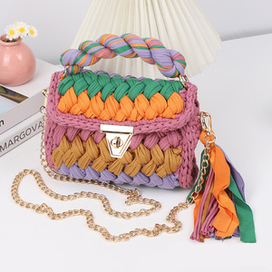 Moda hecha a mano colorida a rayas mujeres verano flecos borla cadena bolsa Correa señoras pequeño portátil <span class=keywords><strong>fiesta</strong></span> hombro <span class=keywords><strong>bolso</strong></span> de <span class=keywords><strong>ganchillo</strong></span> - Product Image 4