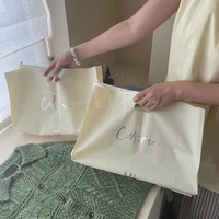 Sacs en plastique pour courses, sacs cadeaux pour emballer et transporter, sacs en plastique HDPE réutilisables avec poignées