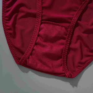 <span class=keywords><strong>Tanga</strong></span> de seda helada sin costuras para mujer, bragas sexys con pedrería, lencería, <span class=keywords><strong>tanga</strong></span>, ropa interior femenina - Product Image 5