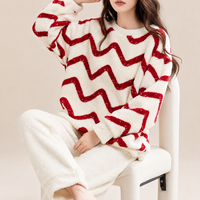 Ensemble de pyjama en sherpa blanc et rouge à chevrons pour femme, demi-velours, chaud pour l'hiver, vêtements de détente deux pièces, personnalisable OEM
