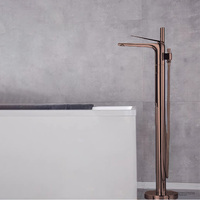 Robinet de salle de bain contemporain sur pied Robinet de baignoire en laiton or rose Mélangeur de robinet Surface brossée Noyau de valve en céramique