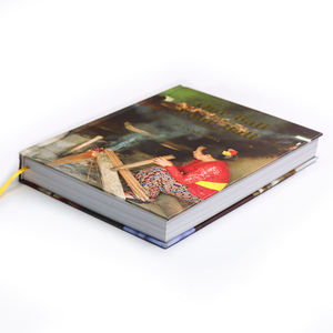 Servicios de Impresión de Libros Personalizados de Alta Gama a Todo Color, con Cubierta Dura, para Libros de Fotos, Catálogos y Libros de Cocina - Product Image 4